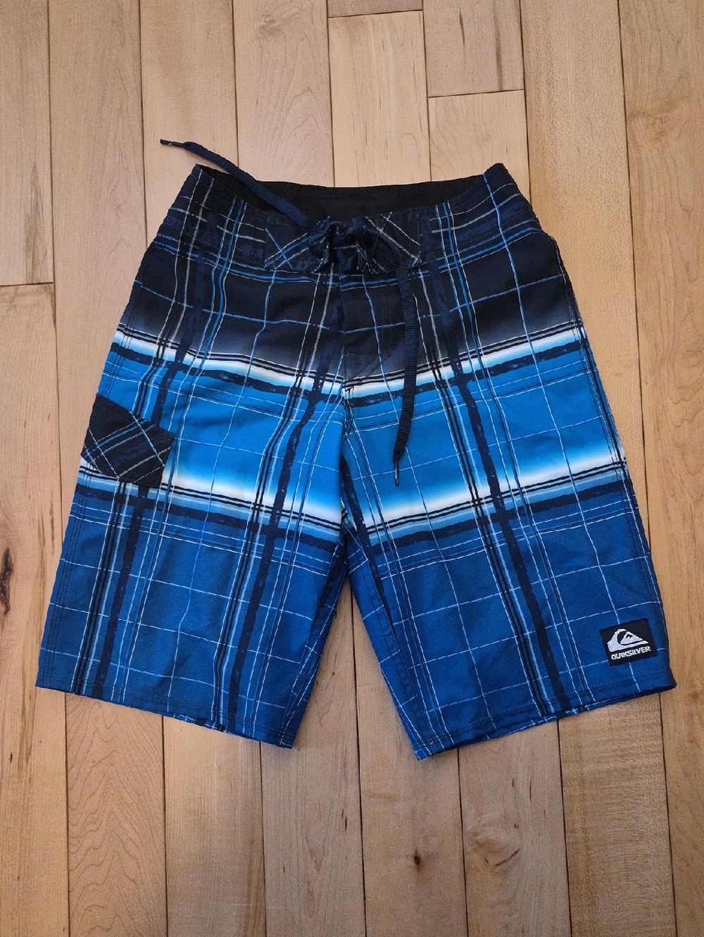 Boys Size 10 Quiksilver Shorts